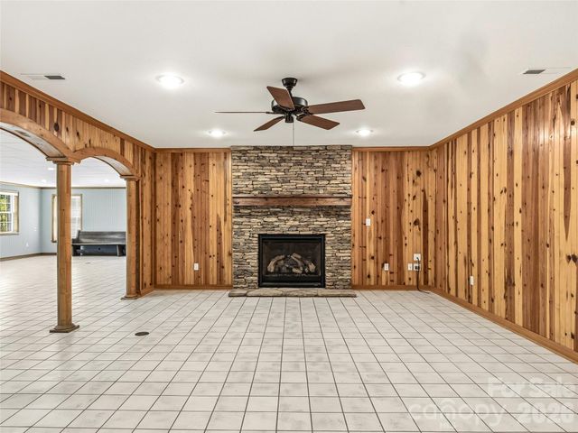 1 Cedar Chine Drive, Asheville, NC 28803