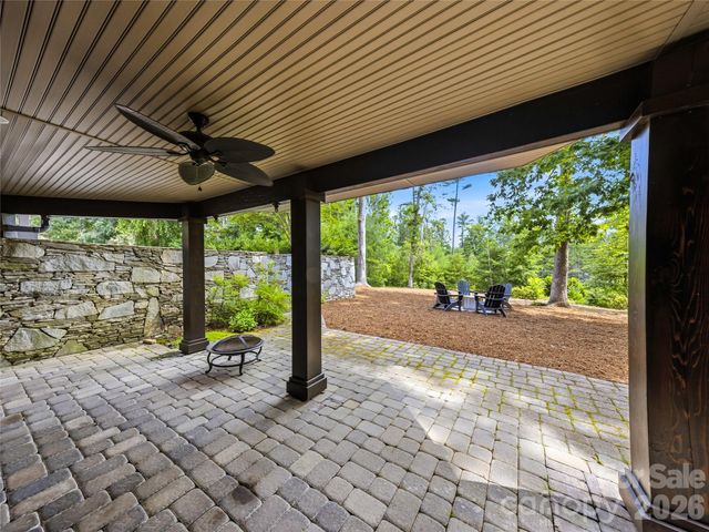 1 Cedar Chine Drive, Asheville, NC 28803