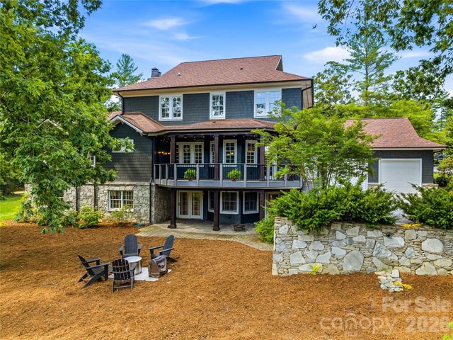 1 Cedar Chine Drive, Asheville, NC 28803