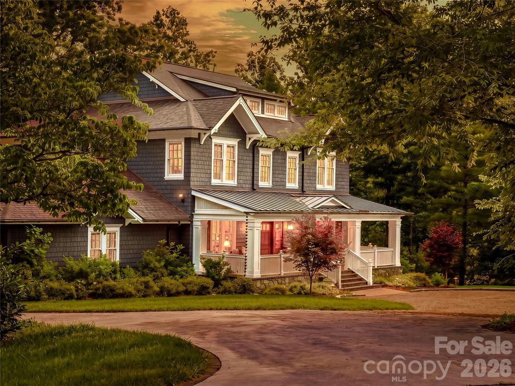 1 Cedar Chine Drive, Asheville, NC 28803