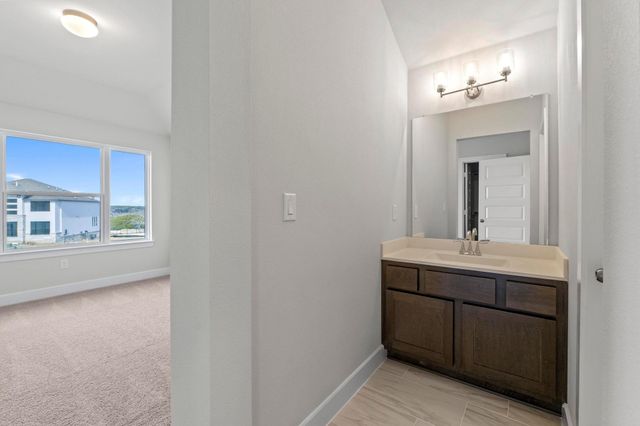 105 Rightfield DR, Liberty Hill, TX 78642