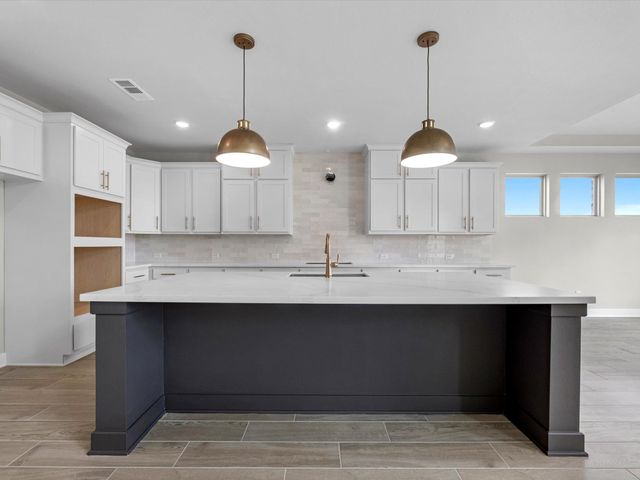 105 Rightfield DR, Liberty Hill, TX 78642