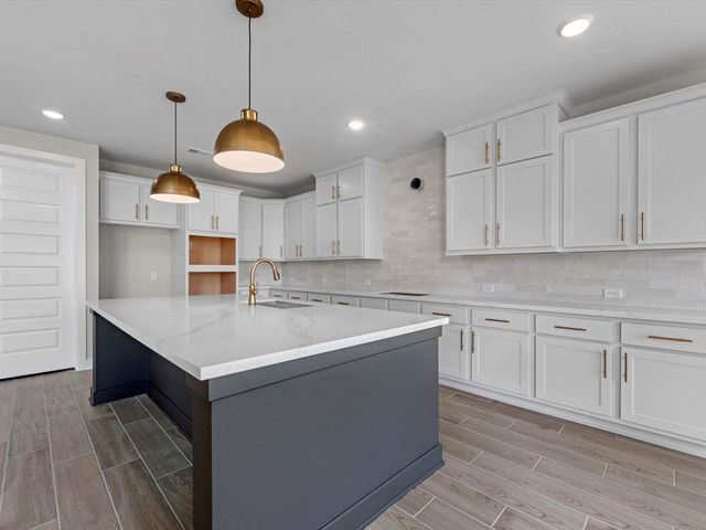 105 Rightfield DR, Liberty Hill, TX 78642