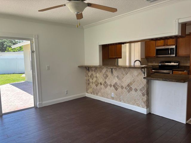18460 Tapadero Terrace, Boca Raton, FL 33496