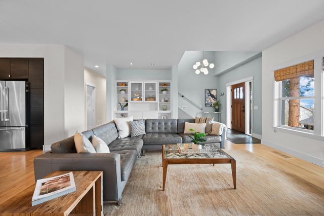 3039 NW Craftsman Drive, Bend, OR 97703