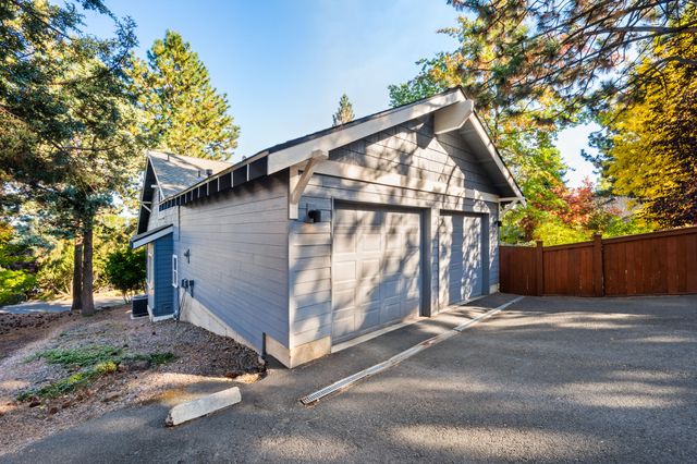 3039 NW Craftsman Drive, Bend, OR 97703