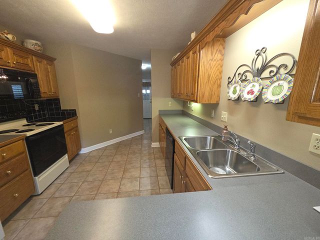 2417 Cattail Road, Searcy, AR 72143