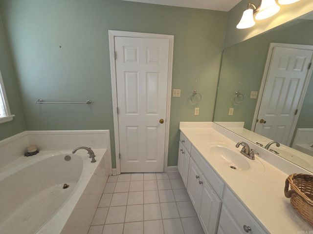 2417 Cattail Road, Searcy, AR 72143