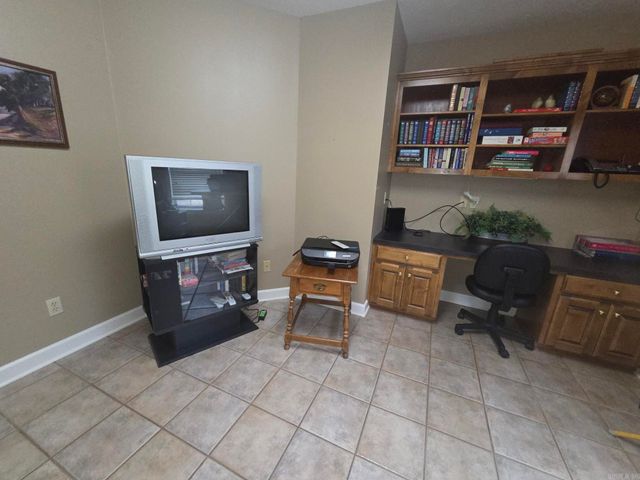 2417 Cattail Road, Searcy, AR 72143