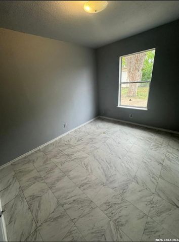 2906 JASPER ST, San Antonio, TX 78223