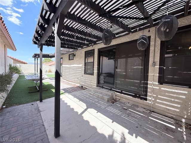 8404 Mulcahy Avenue, Las Vegas, NV 89145