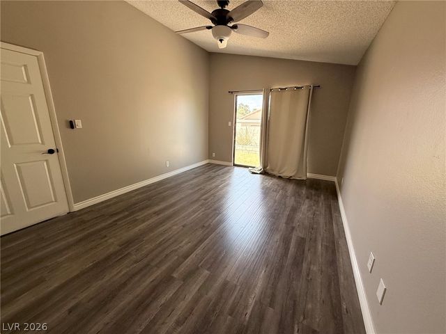 8404 Mulcahy Avenue, Las Vegas, NV 89145