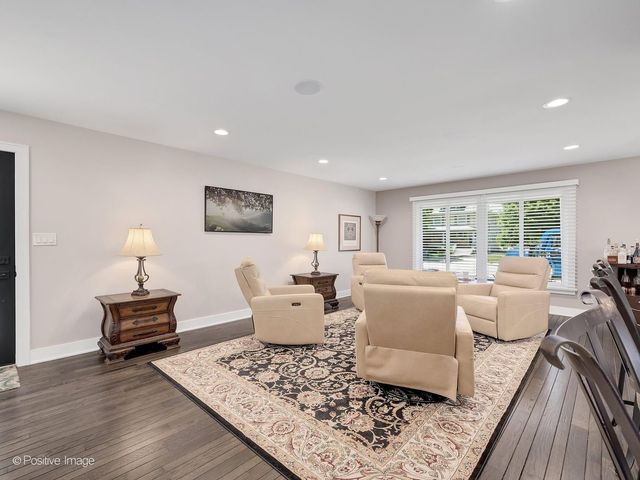 4721 Main Street, Downers Grove, IL 60515