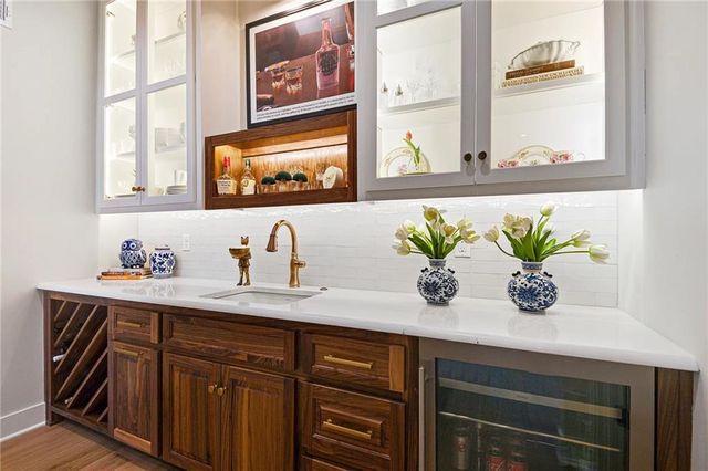 22476 W 90th Terrace, Lenexa, KS 66220