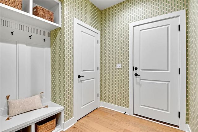 22476 W 90th Terrace, Lenexa, KS 66220