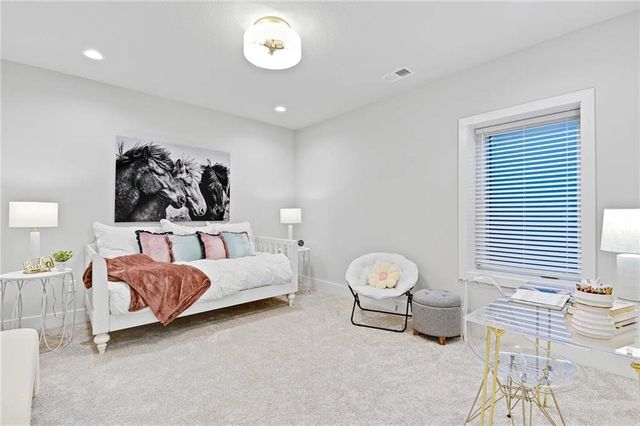 22476 W 90th Terrace, Lenexa, KS 66220