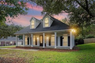 1990 Bradbury E Drive, Mobile, AL 36695