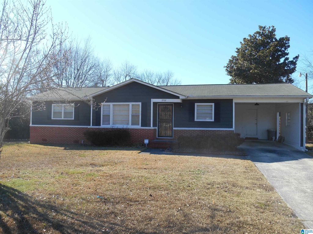 2532 2ND PLACE NW, Center Point, AL 35215