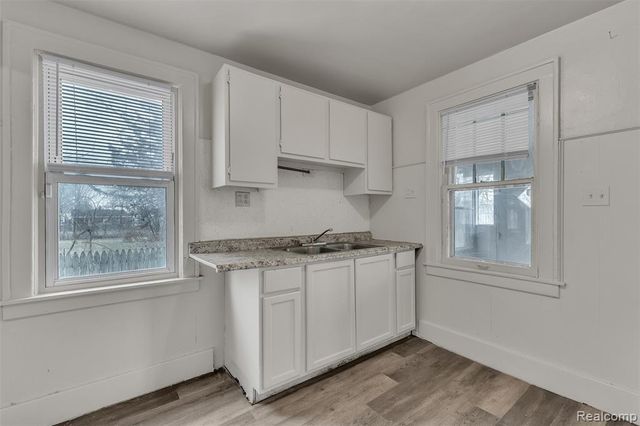 4877 Maynard Street, Detroit, MI 48215