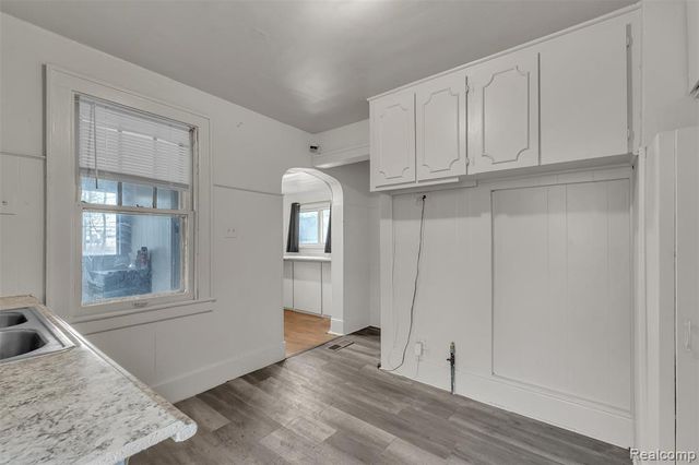 4877 Maynard Street, Detroit, MI 48215