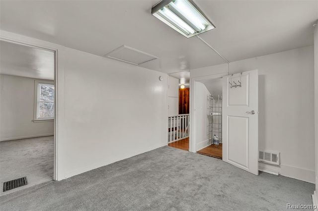 4877 Maynard Street, Detroit, MI 48215