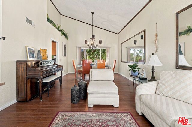 21 Country Wood Drive, Pomona, CA 91766