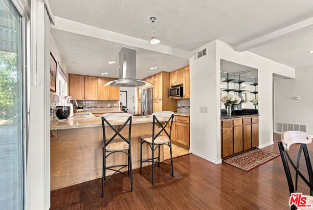 21 Country Wood Drive, Pomona, CA 91766