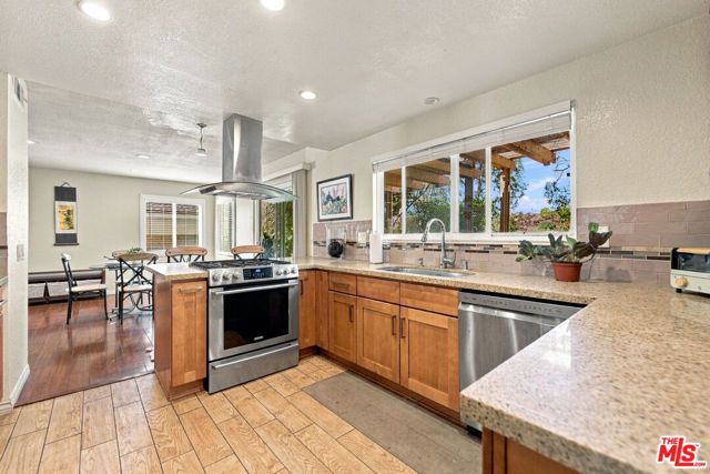 21 Country Wood Drive, Pomona, CA 91766