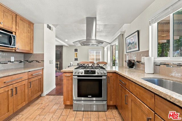 21 Country Wood Drive, Pomona, CA 91766