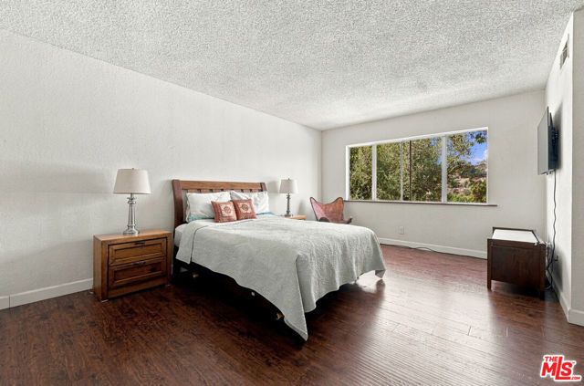 21 Country Wood Drive, Pomona, CA 91766