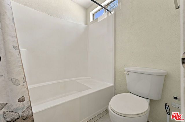 21 Country Wood Drive, Pomona, CA 91766