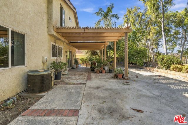 21 Country Wood Drive, Pomona, CA 91766