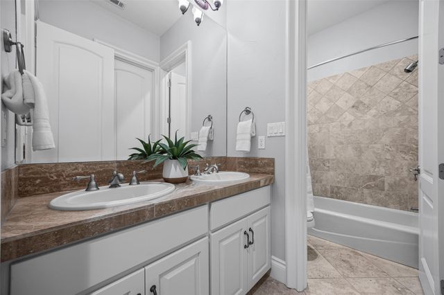 9008 Thickwoods CV, Austin, TX 78735