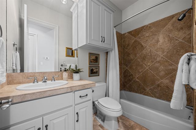 9008 Thickwoods CV, Austin, TX 78735