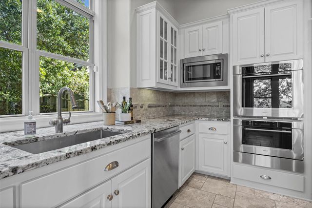 9008 Thickwoods CV, Austin, TX 78735