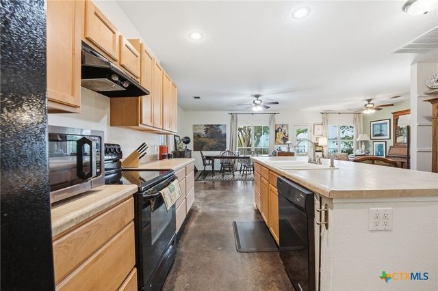 3075 Rustler, Canyon Lake, TX 78133