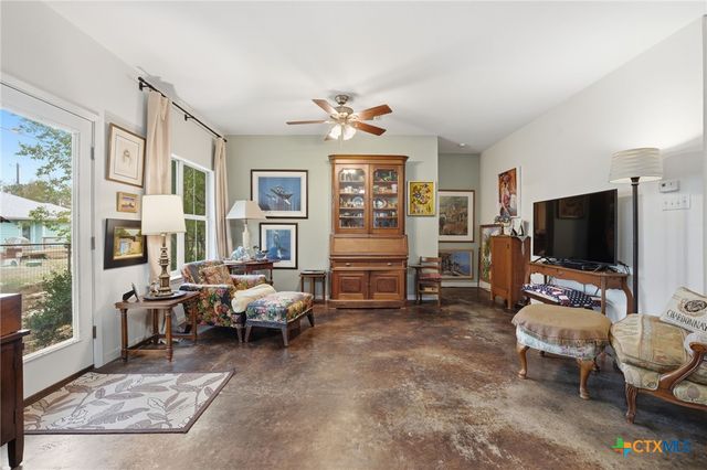 3075 Rustler, Canyon Lake, TX 78133