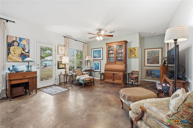 3075 Rustler, Canyon Lake, TX 78133