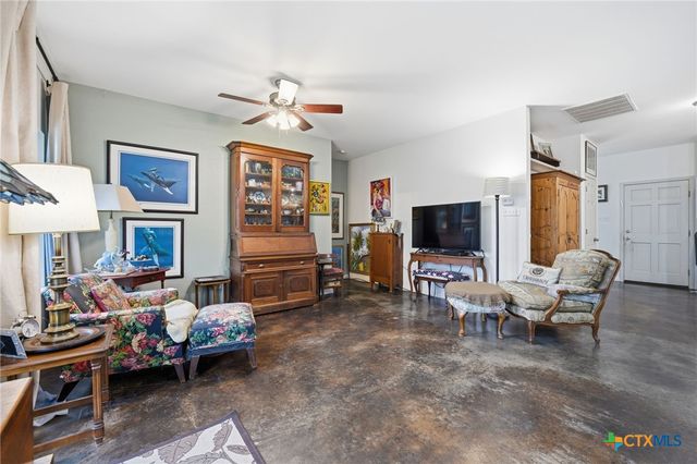 3075 Rustler, Canyon Lake, TX 78133