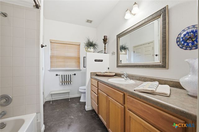 3075 Rustler, Canyon Lake, TX 78133