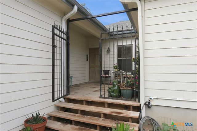 3075 Rustler, Canyon Lake, TX 78133