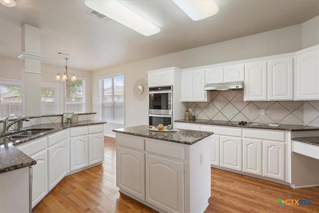 701 Prospector Trail, Harker Heights, TX 76548