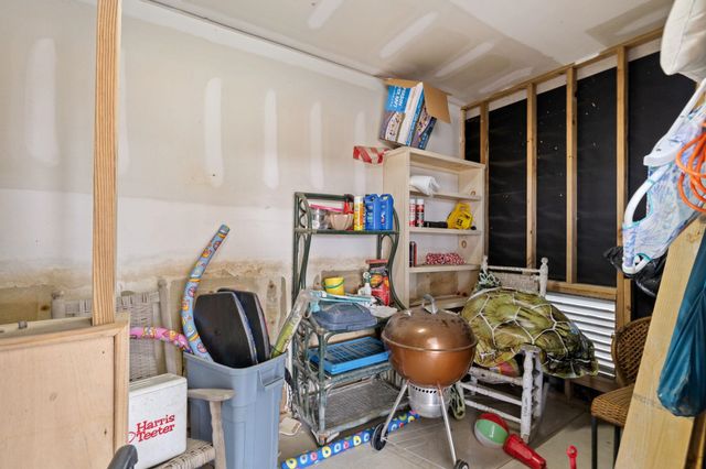 187 Myrtle Ave., Pawleys Island, SC 29585