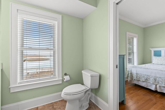 187 Myrtle Ave., Pawleys Island, SC 29585