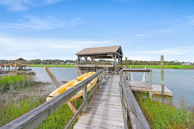 187 Myrtle Ave., Pawleys Island, SC 29585
