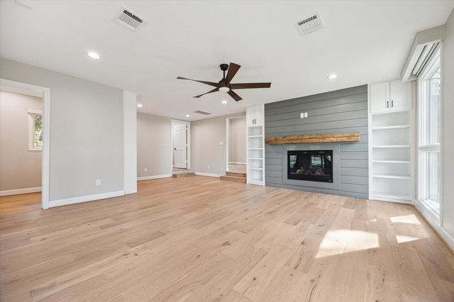 3834 Fm 949, Cat Spring, TX 78933