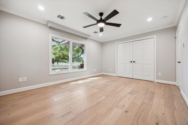 3834 Fm 949, Cat Spring, TX 78933