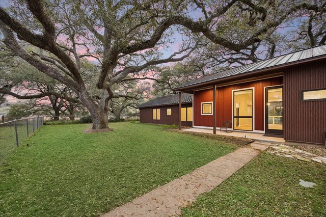 3834 Fm 949, Cat Spring, TX 78933