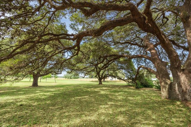 3834 Fm 949, Cat Spring, TX 78933