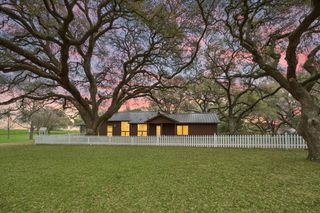 3834 Fm 949, Cat Spring, TX 78933